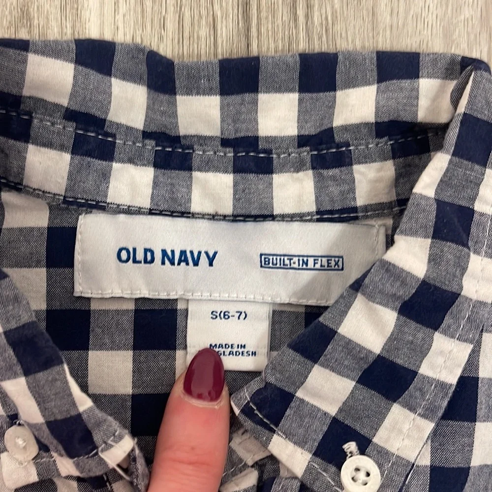 Old Navy Boys Small 6-7 Blue And White Button Down